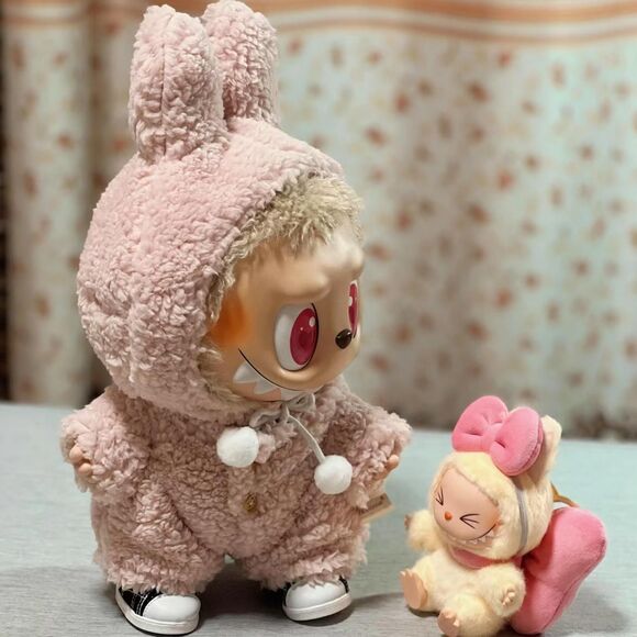 🚫SOLD🚫Big Labubu Sherpa Outfit - Pink Bunny Pajamas(2 in 1) - Picture 3 of 3